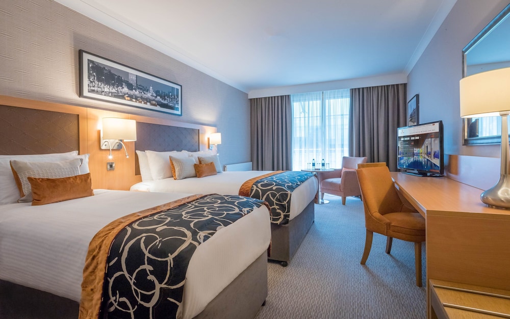 Clayton Hotel Cardiff Lane — Hotel rooms in Dublin, Dublin City