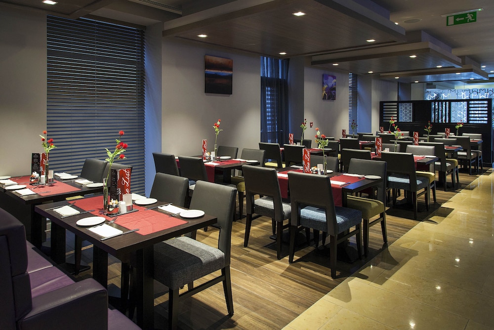Maldron Hotel Smithfield Dublin City — Restaurant & bars in Dublin, Dublin City