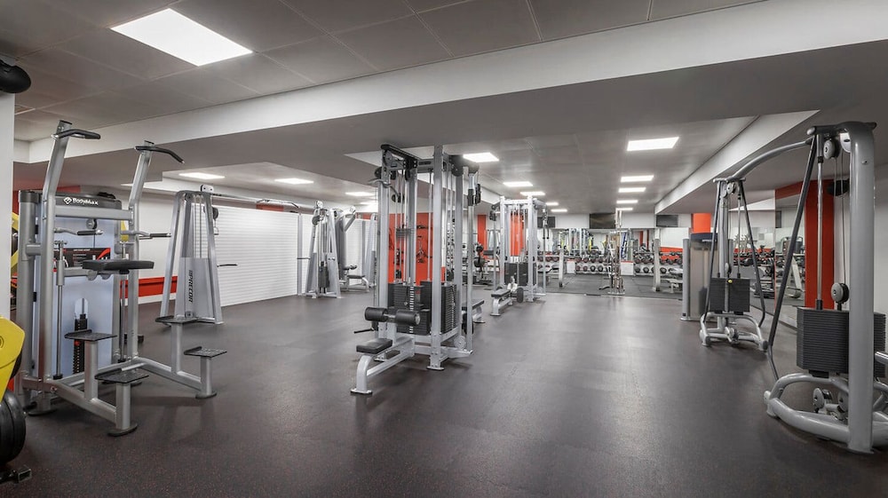 Maldron Hotel & Leisure Centre Tallaght — Sports & recreation in Dublin, Dublin City