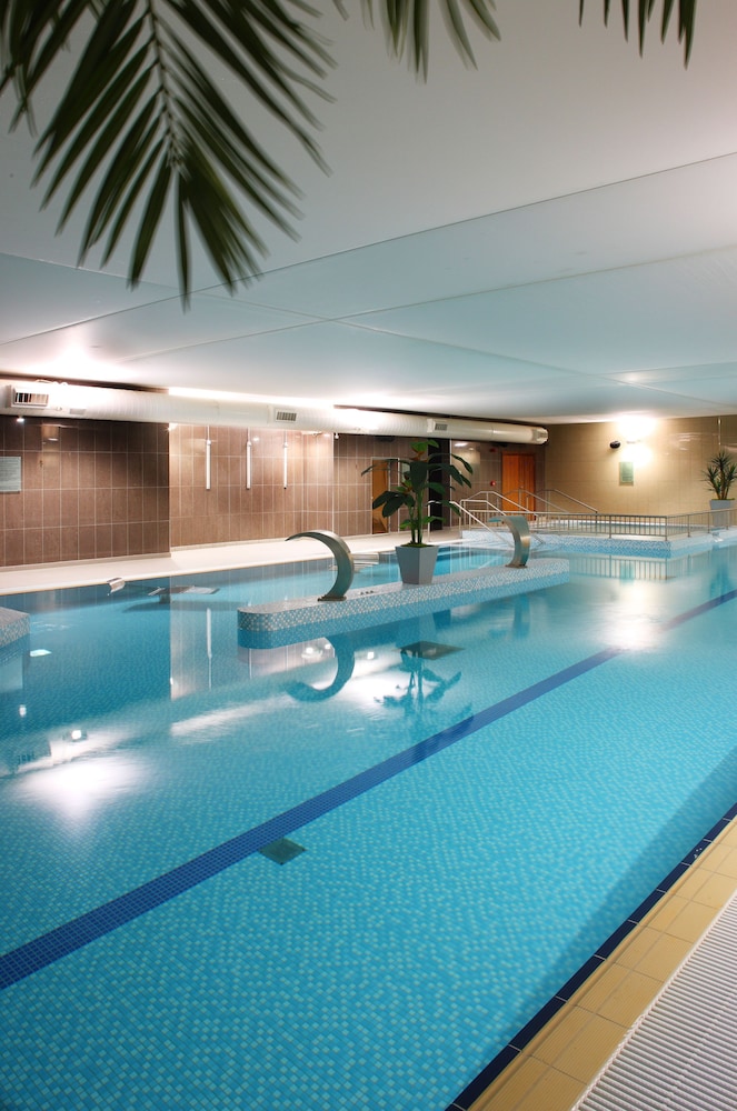 Maldron Hotel & Leisure Centre Tallaght — Swimming pool in Dublin, Dublin City