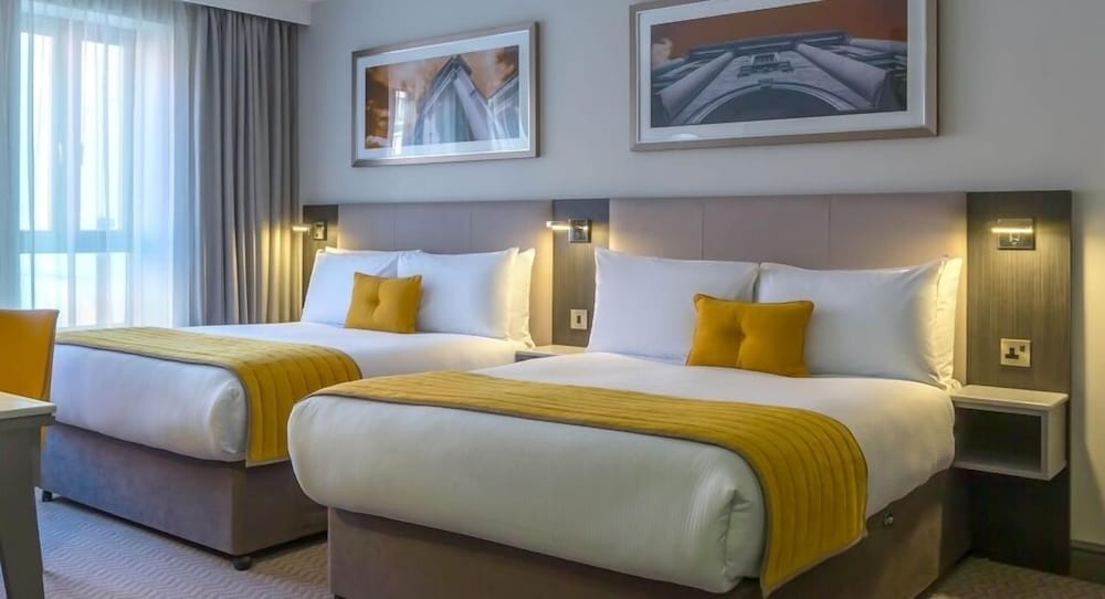 Maldron Hotel & Leisure Centre Tallaght — Hotel rooms in Dublin, Dublin City