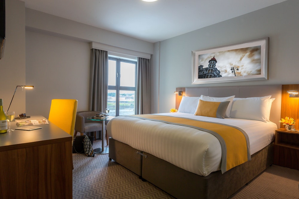 Maldron Hotel & Leisure Centre Tallaght — Hotel rooms in Dublin, Dublin City