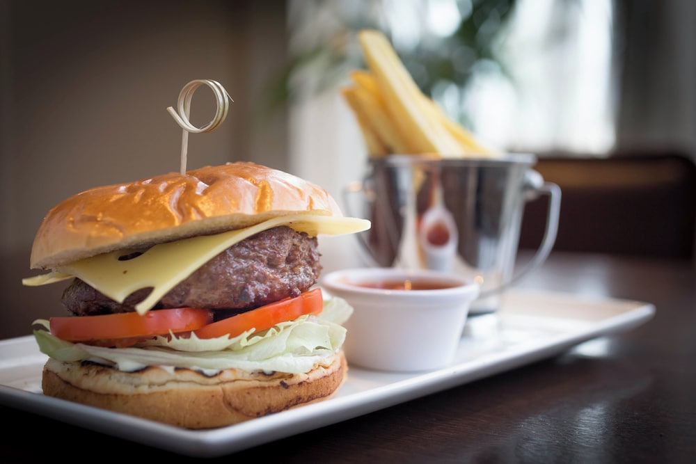 Maldron Hotel & Leisure Centre Tallaght — Restaurant & bars in Dublin, Dublin City