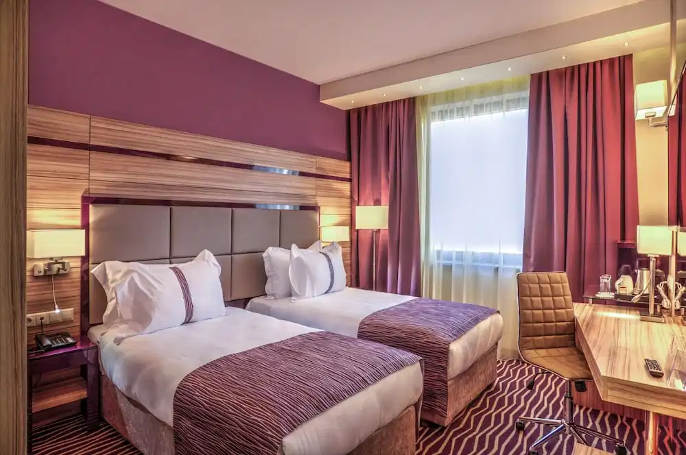 Holiday Inn Plovdiv by IHG — Hotel rooms in Plovdiv, Plovdiv