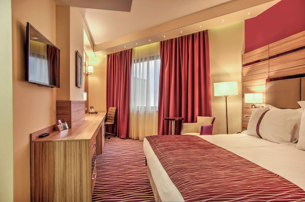 Holiday Inn Plovdiv by IHG — Hotel rooms in Plovdiv, Plovdiv