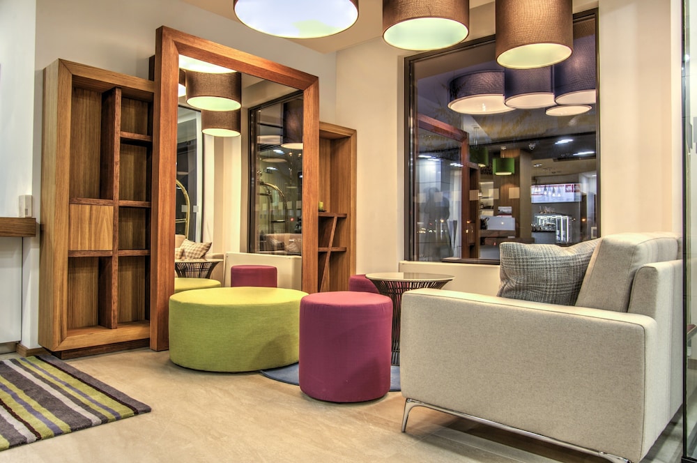 Holiday Inn Plovdiv by IHG — Restaurant & bars in Plovdiv, Plovdiv
