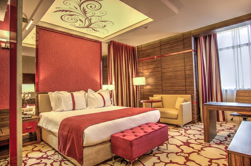 Holiday Inn Plovdiv by IHG — Hotel rooms in Plovdiv, Plovdiv