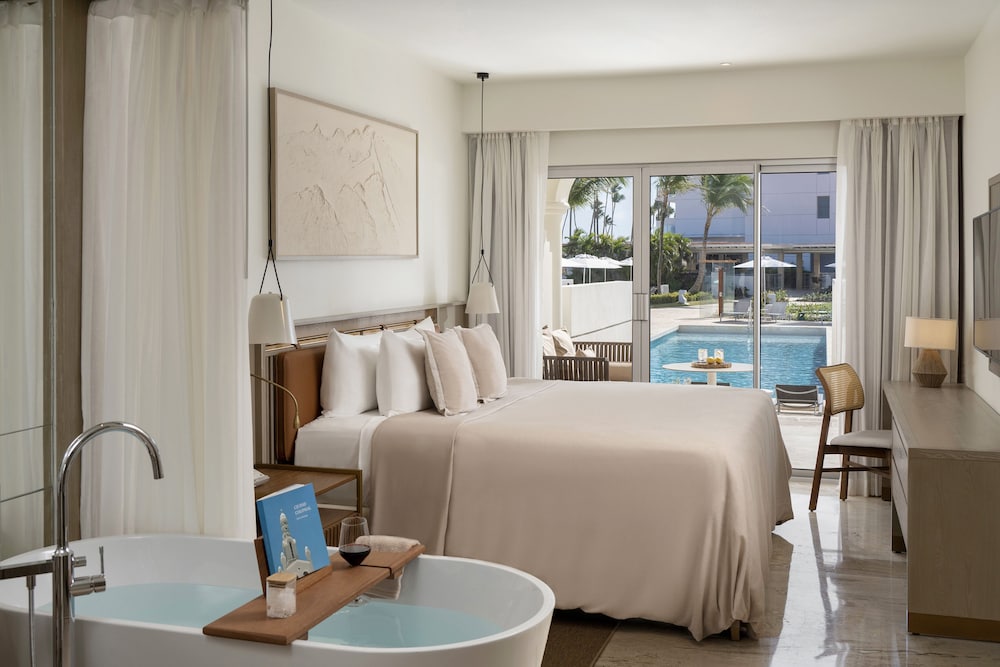Paradisus Palma Real Golf & Spa Resort All Inclusive — Hotel rooms in Bavaro, La Altagracia