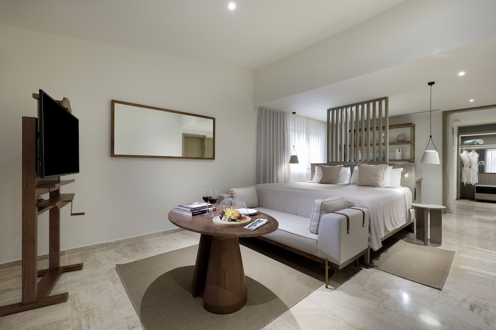Paradisus Palma Real Golf & Spa Resort All Inclusive — Hotel rooms in Bavaro, La Altagracia