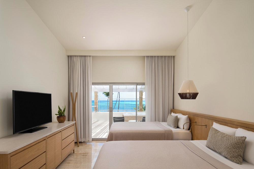 Paradisus Palma Real Golf & Spa Resort All Inclusive — Hotel rooms in Bavaro, La Altagracia