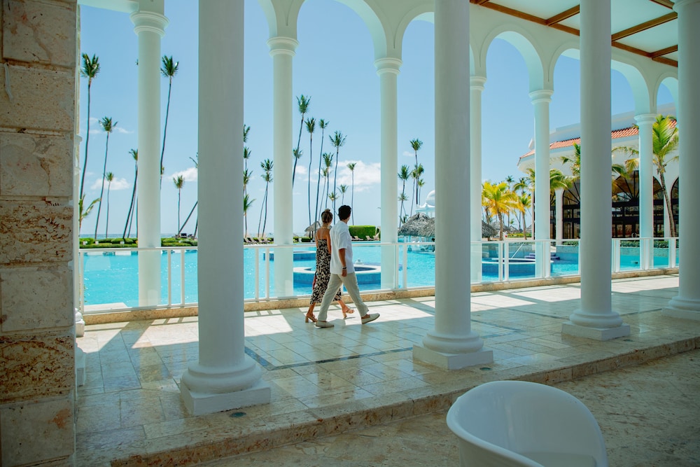 Paradisus Palma Real Golf & Spa Resort All Inclusive — Swimming pool in Bavaro, La Altagracia