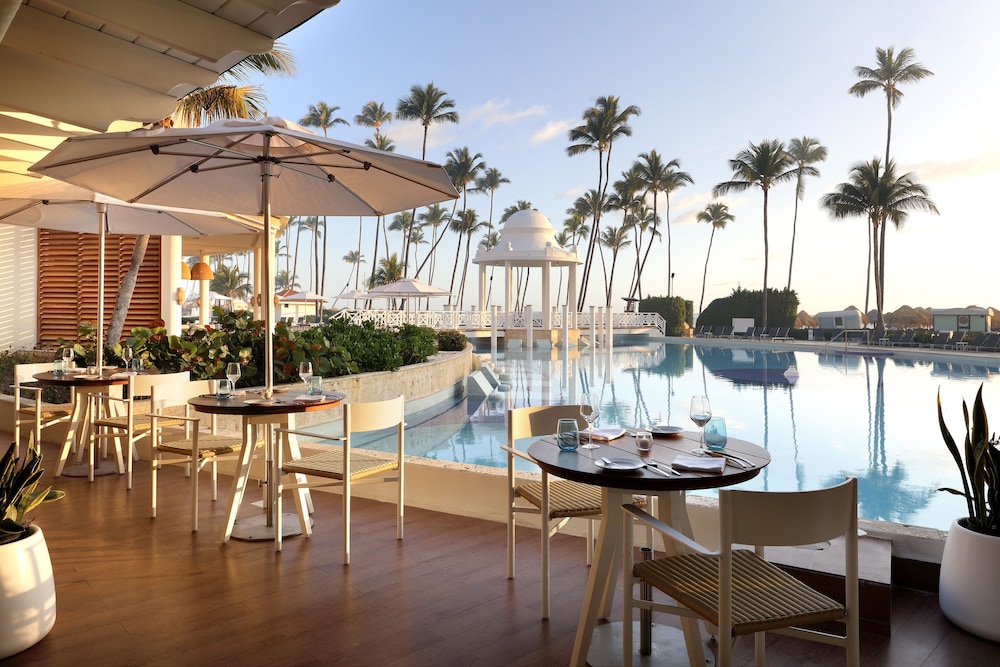 Paradisus Palma Real Golf & Spa Resort All Inclusive — Restaurant & bars in Bavaro, La Altagracia