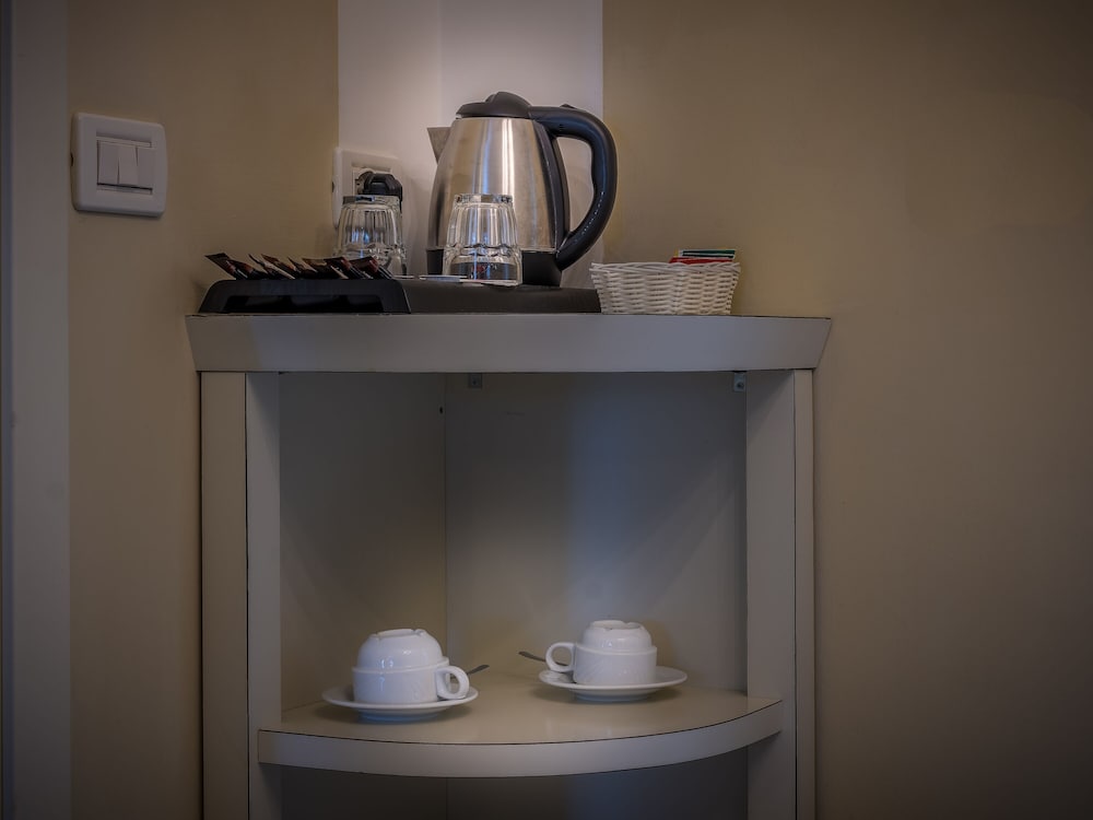 Parc Hotel Germano Suites — Restaurant & bars in Bardolino, Veneto