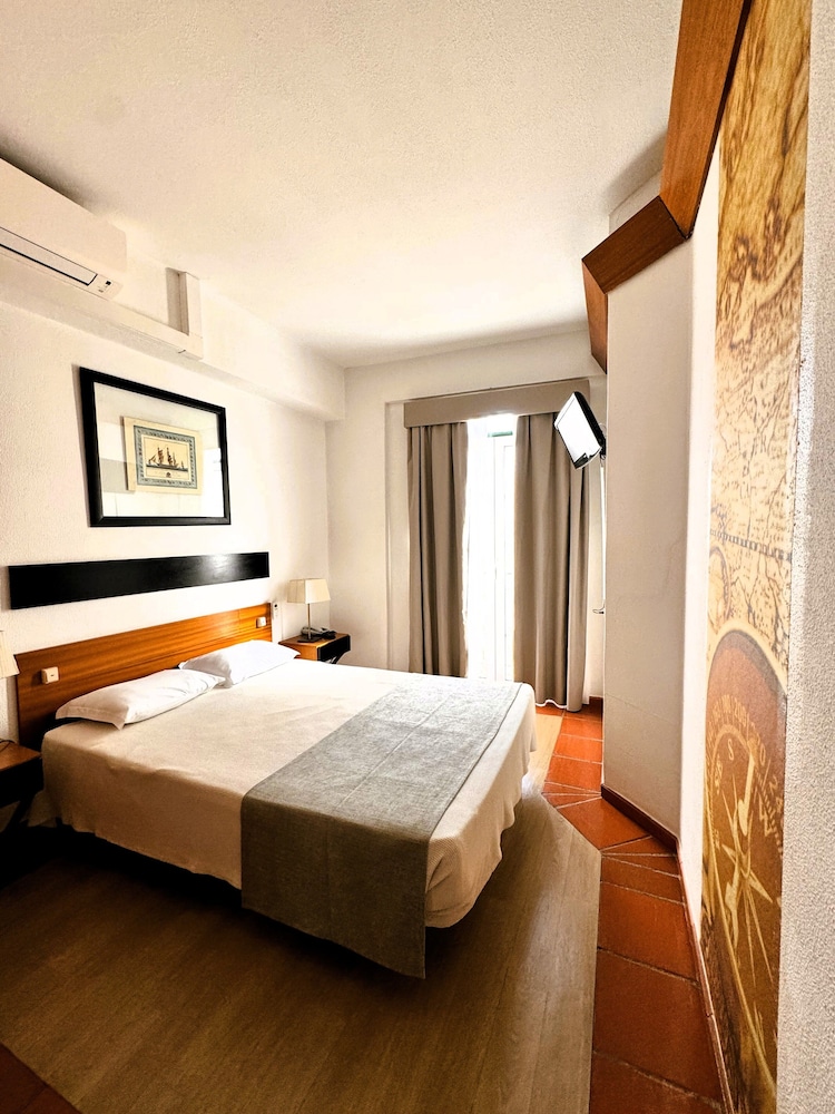 Lagosmar Hotel — Hotel rooms in Lagos, Faro