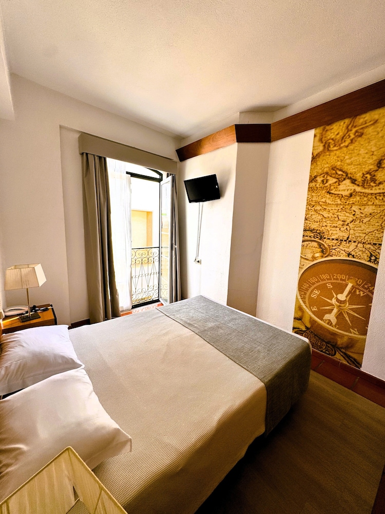 Lagosmar Hotel — Hotel rooms in Lagos, Faro