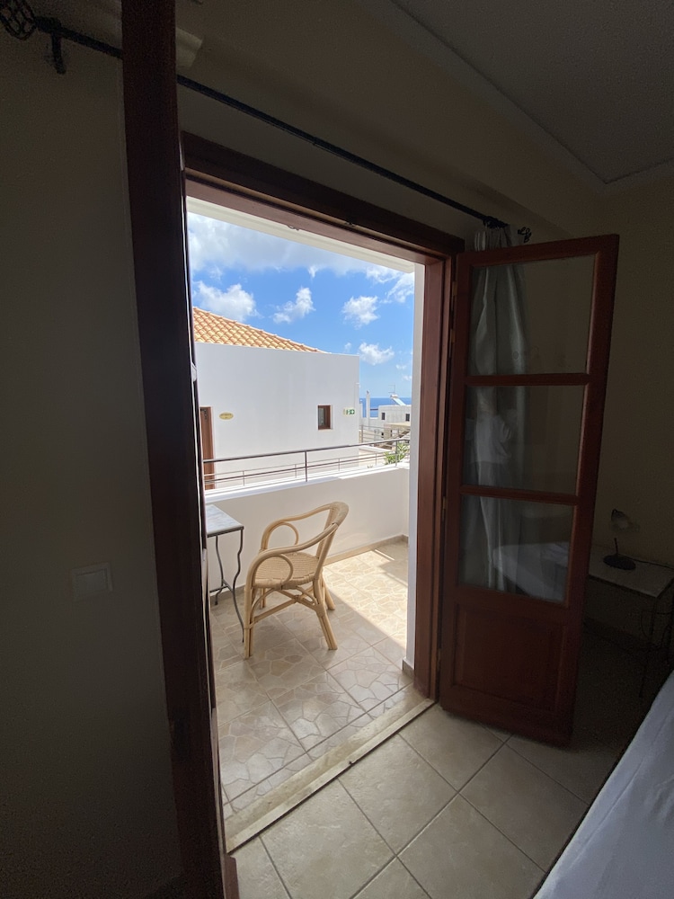 Amazones Village Suites — Hotel rooms in Hersonissos
