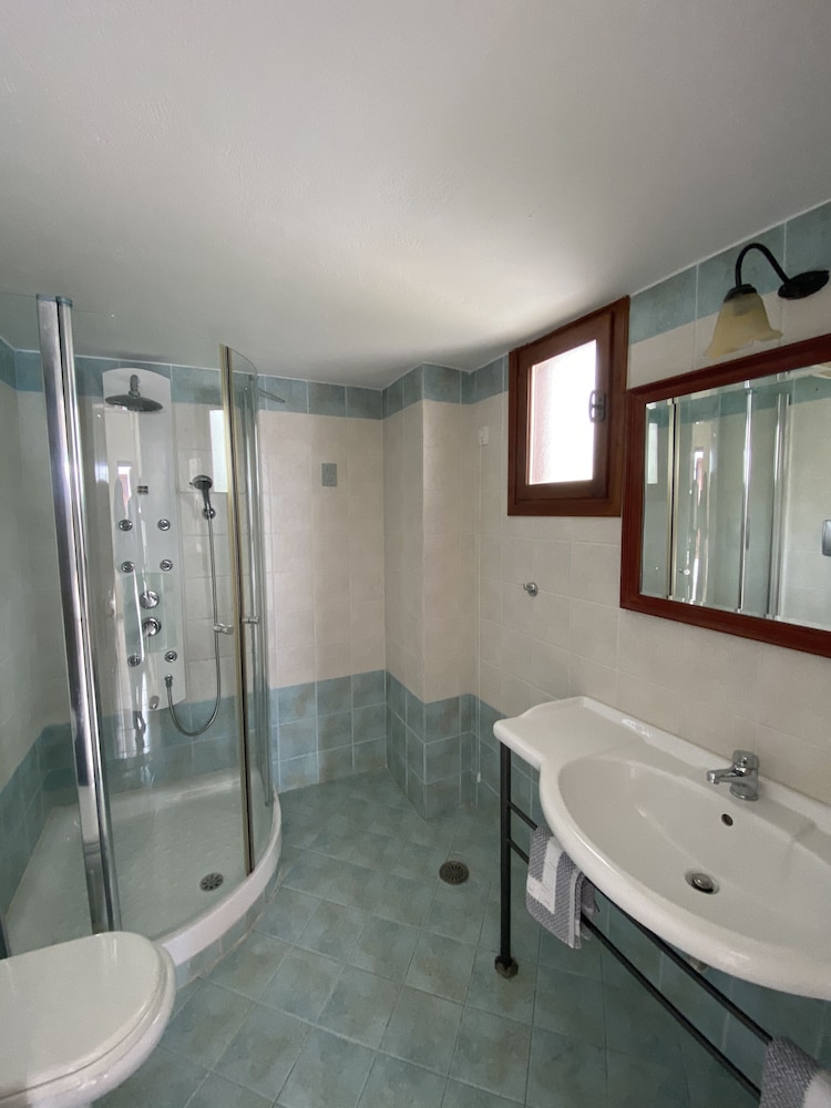 Amazones Village Suites — Hotel rooms in Hersonissos