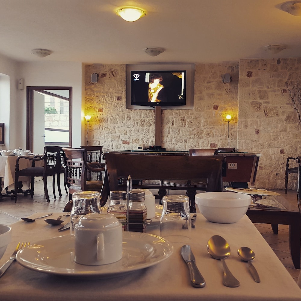 Amazones Village Suites — Restaurant & bars in Hersonissos