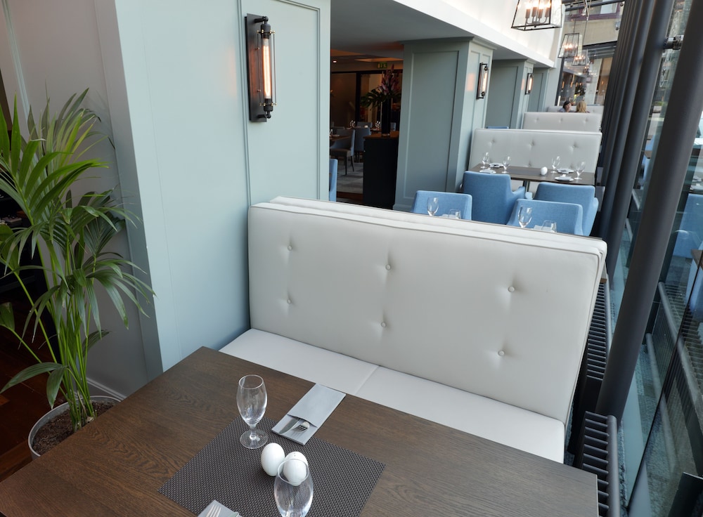Mespil Hotel — Restaurant & bars in Dublin, Dublin City