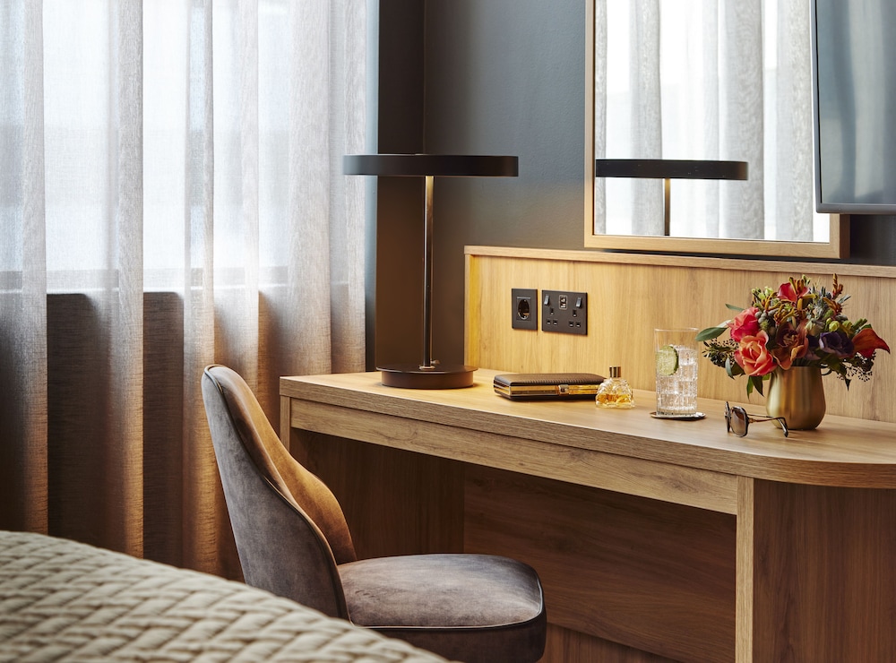 Mespil Hotel — Hotel rooms in Dublin, Dublin City