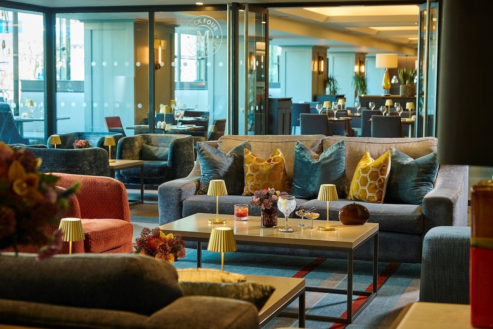 Mespil Hotel — Restaurant & bars in Dublin, Dublin City