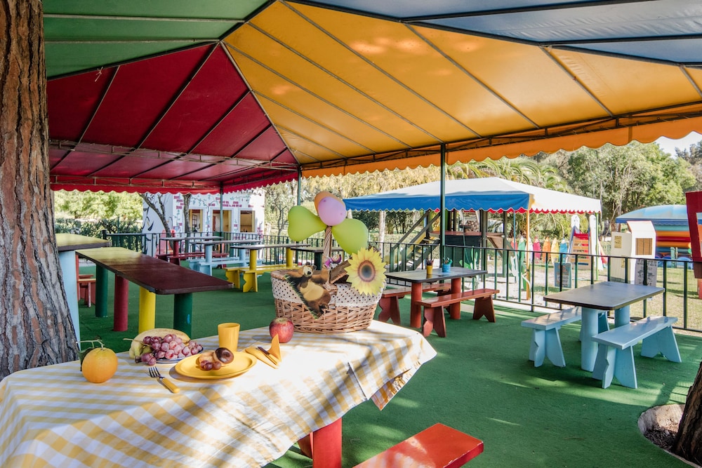 Penina Hotel & Golf Resort — Attractions for children in Mexilhoeira Grande, Faro