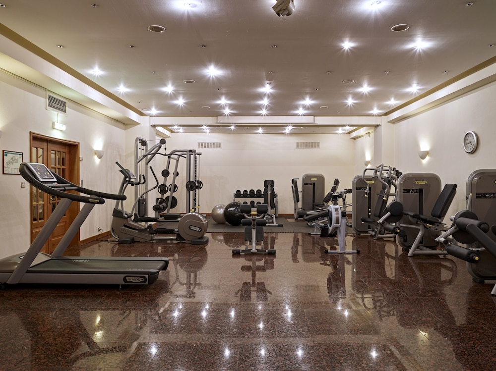 Penina Hotel & Golf Resort — Sports & recreation in Mexilhoeira Grande, Faro