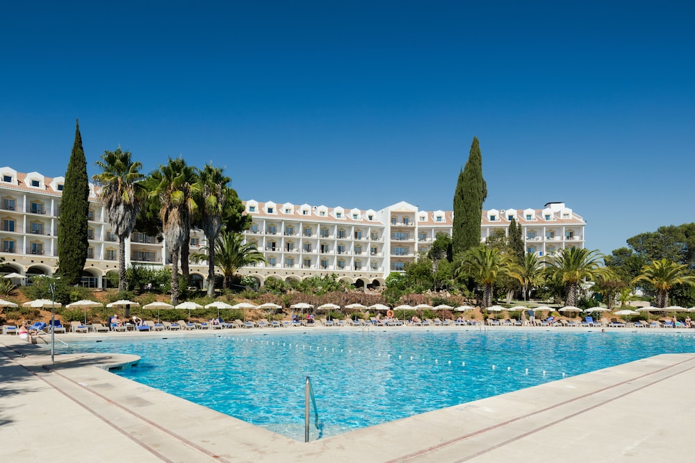 Penina Hotel & Golf Resort — Main photo in Mexilhoeira Grande, Faro
