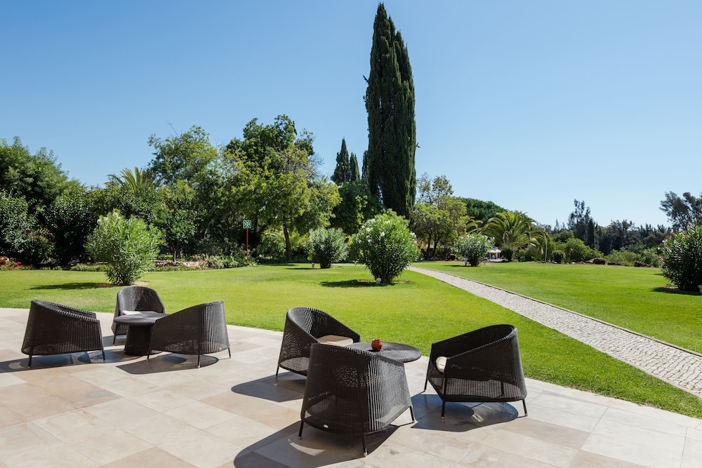 Penina Hotel & Golf Resort — Sports & recreation in Mexilhoeira Grande, Faro