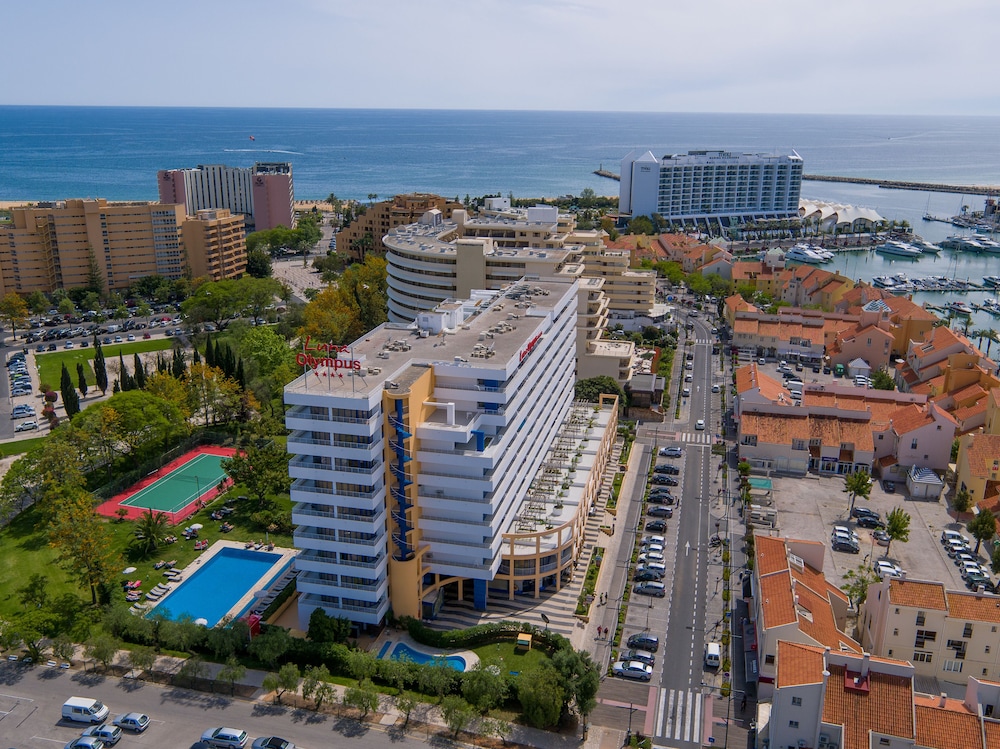 The Navigator - Olympus — Hotel building in Vilamoura, Faro