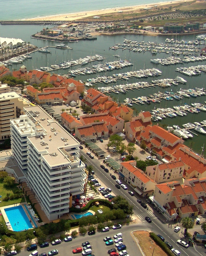 The Navigator - Olympus — Hotel building in Vilamoura, Faro