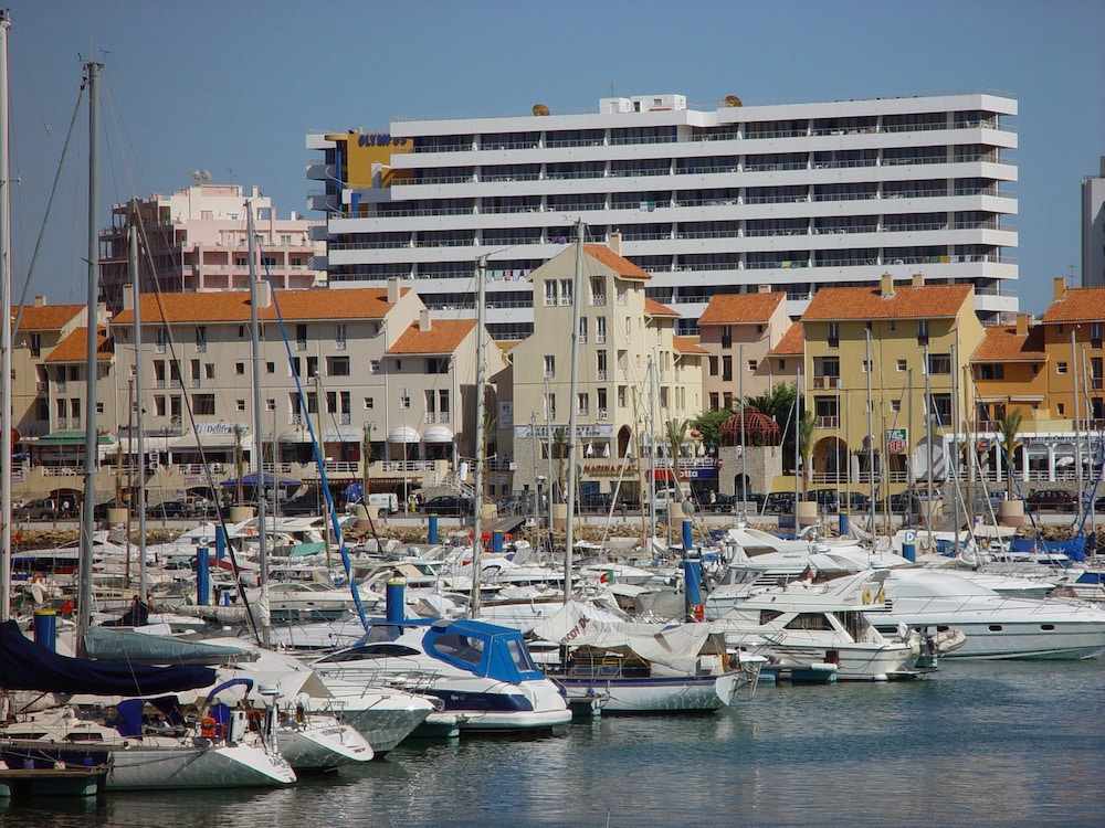 The Navigator - Olympus — Hotel building in Vilamoura, Faro