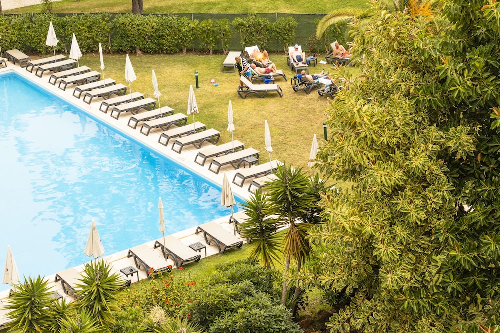 The Navigator - Olympus — Swimming pool in Vilamoura, Faro