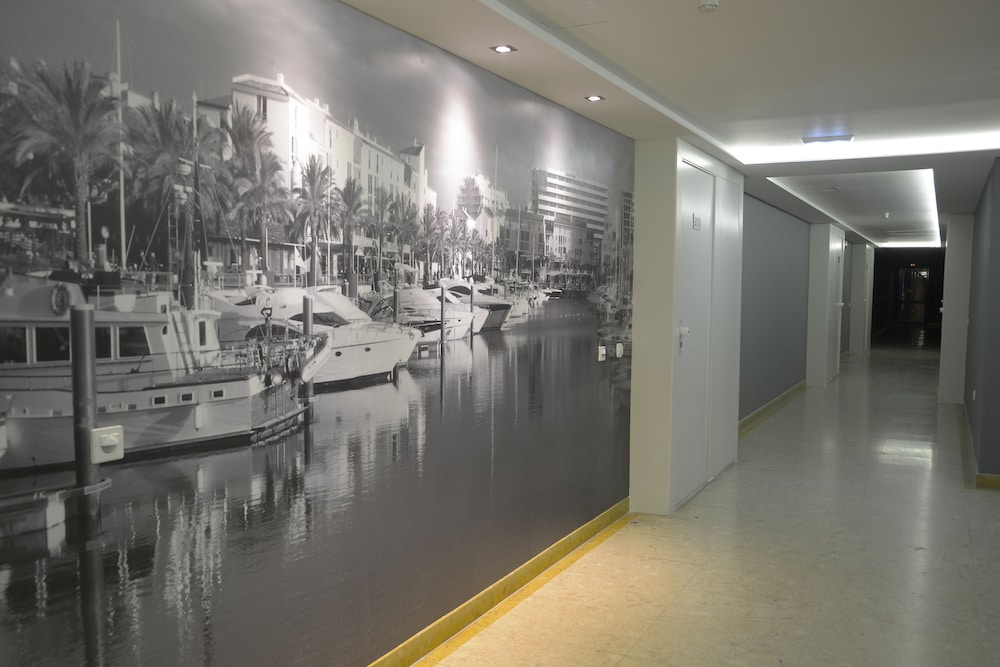 The Navigator - Olympus — Hotel building in Vilamoura, Faro