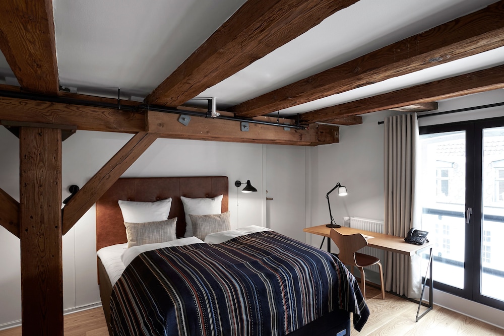 71 Nyhavn Hotel — Hotel rooms in Copenhagen, Hovedstaden