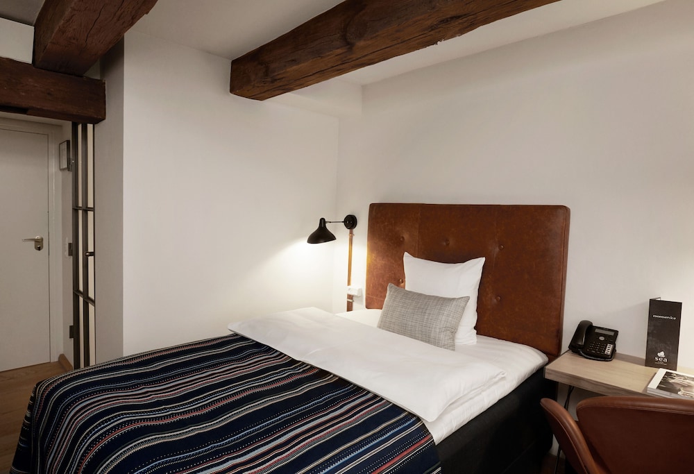 71 Nyhavn Hotel — Hotel rooms in Copenhagen, Hovedstaden