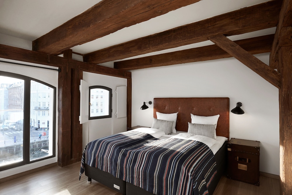 71 Nyhavn Hotel — Hotel rooms in Copenhagen, Hovedstaden