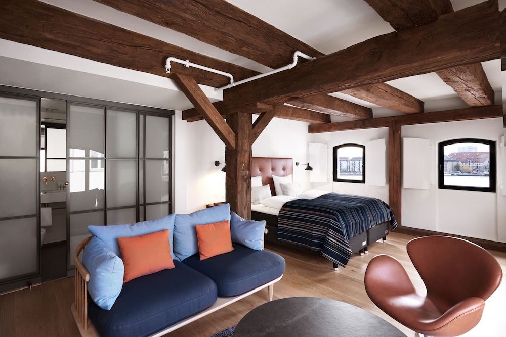 71 Nyhavn Hotel — Hotel rooms in Copenhagen, Hovedstaden