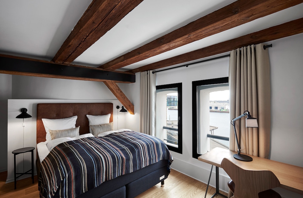 71 Nyhavn Hotel — Hotel rooms in Copenhagen, Hovedstaden