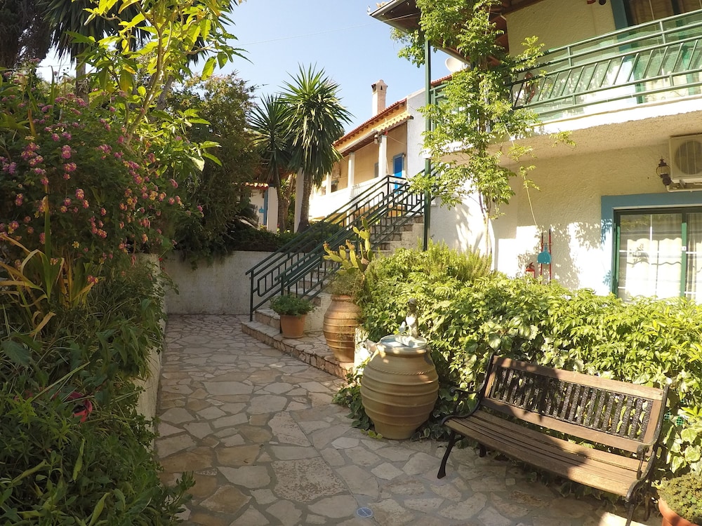 Andromaches Holiday Apartments — Hotel building in Benitses, Ionian Islands
