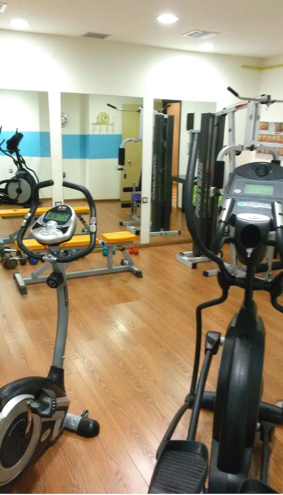 Angela Suites Boutique Hotel — Sports & recreation in Sissi