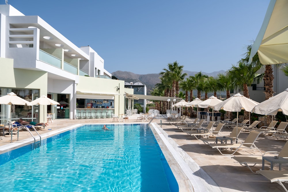 Angela Suites Boutique Hotel — Main photo in Sissi
