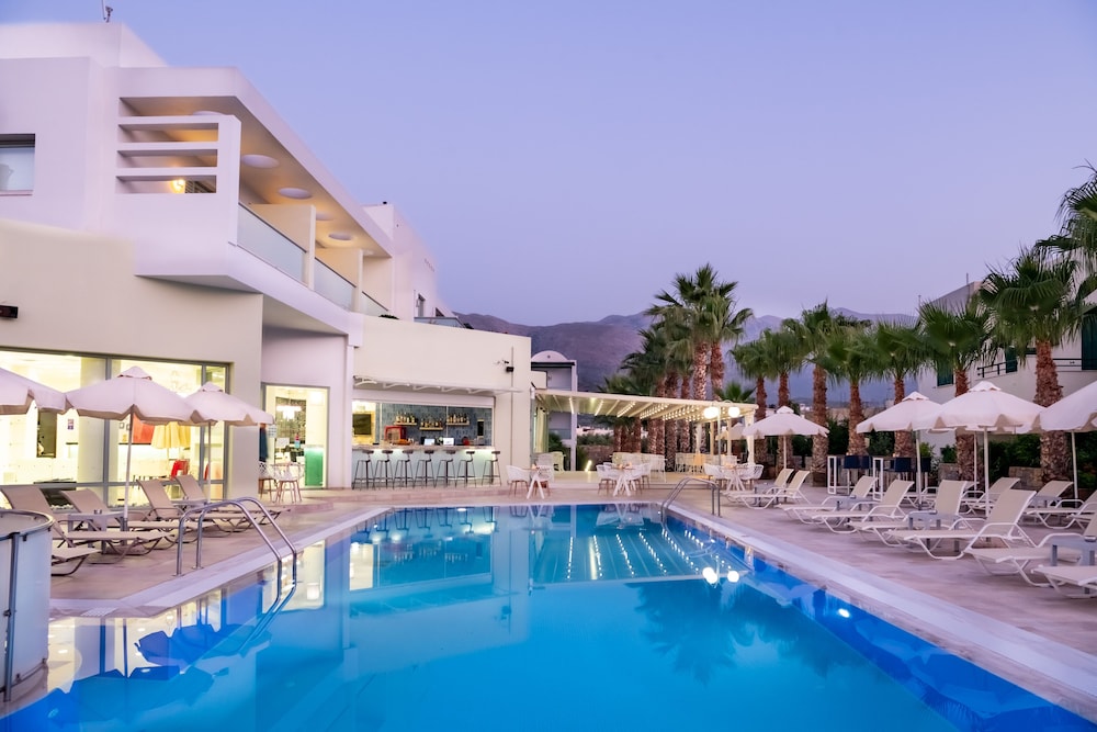 Angela Suites Boutique Hotel - zdjęcie 2