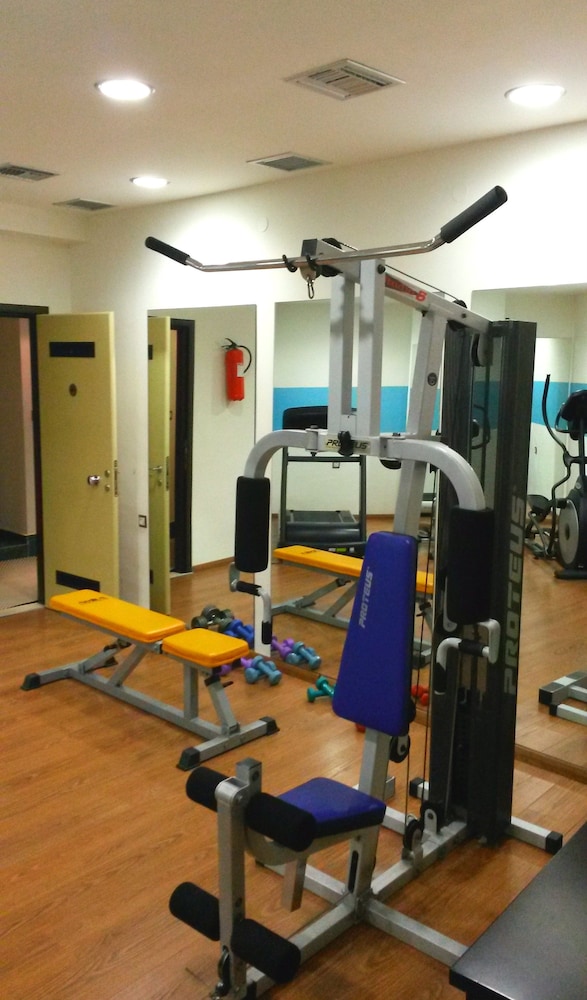 Angela Suites Boutique Hotel — Sports & recreation in Sissi