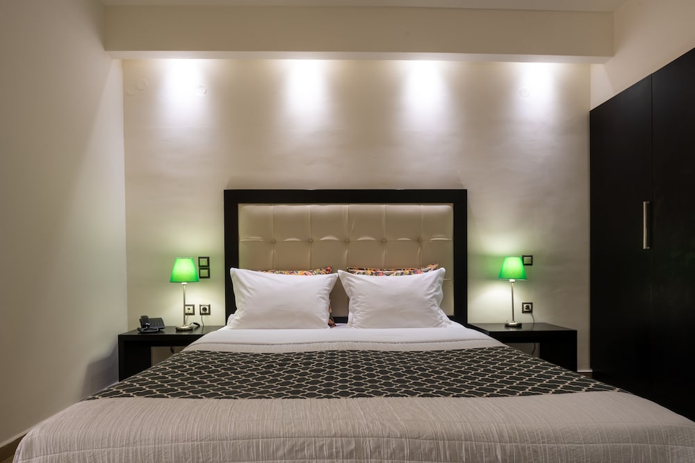 Angela Suites Boutique Hotel — Hotel rooms in Sissi