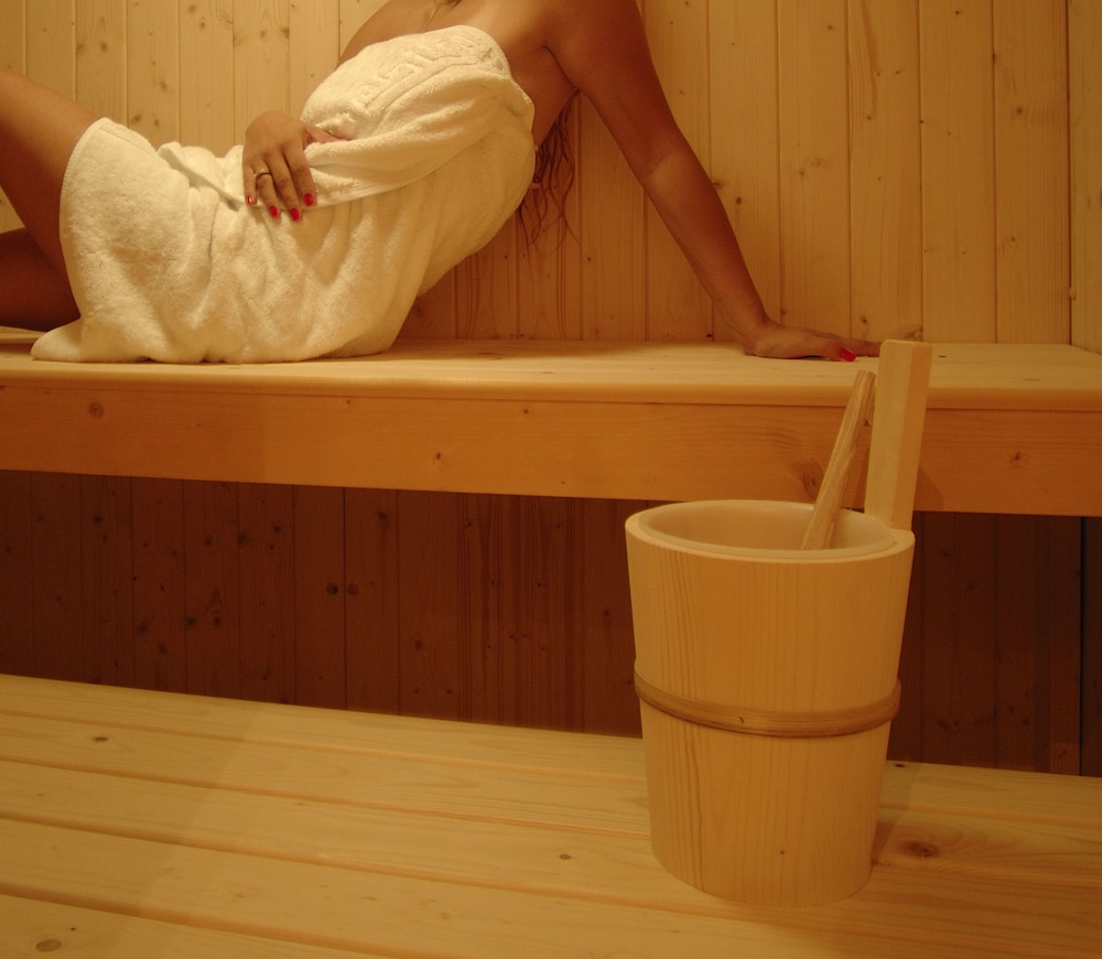 Angela Suites Boutique Hotel — Spa in Sissi