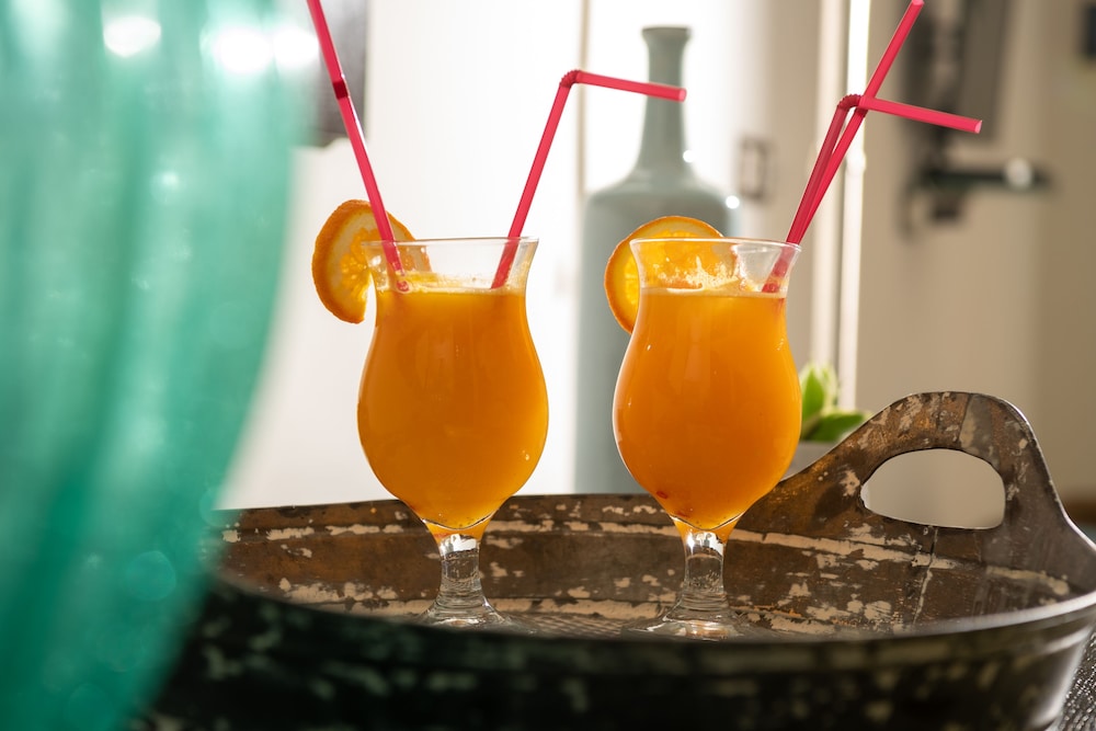 Angela Suites Boutique Hotel — Restaurant & bars in Sissi