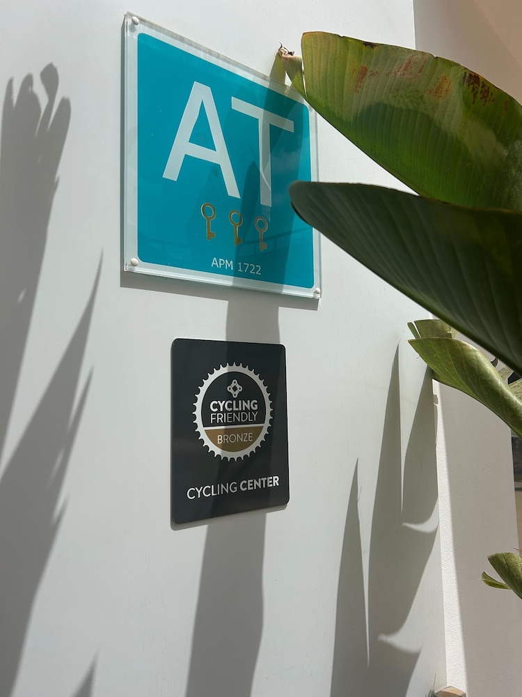 INN Mallorca Aparthotel — Hotel building in Magaluf, Balearic Islands