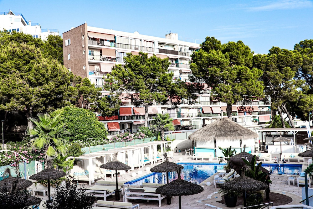 INN Mallorca Aparthotel — Main photo in Magaluf, Balearic Islands