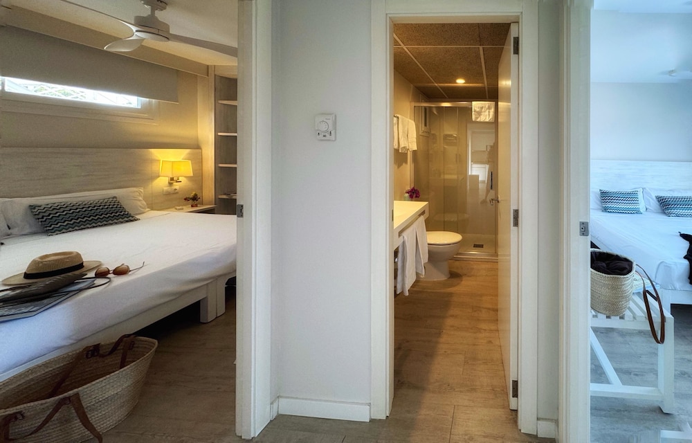 INN Mallorca Aparthotel — Hotel rooms in Magaluf, Balearic Islands